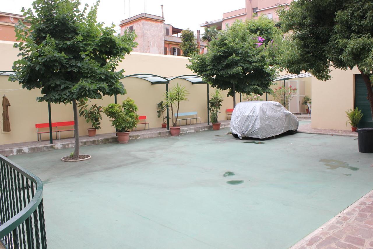 Casa Per Ferie Beato Rosaz Rom